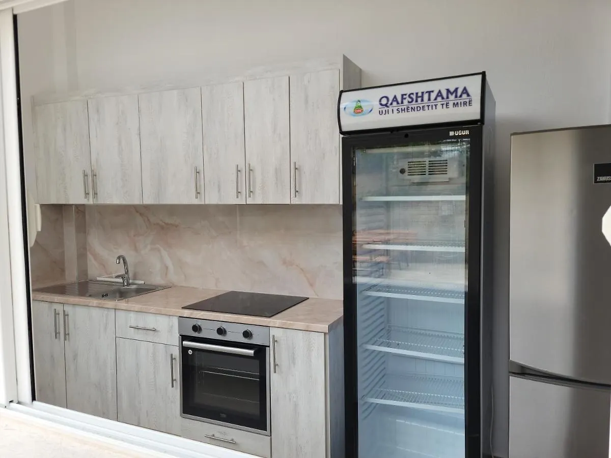 Hostel K13 Sarandë