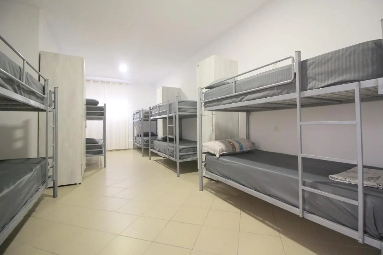Hostel K13 Sarandë 0*,  Albanië