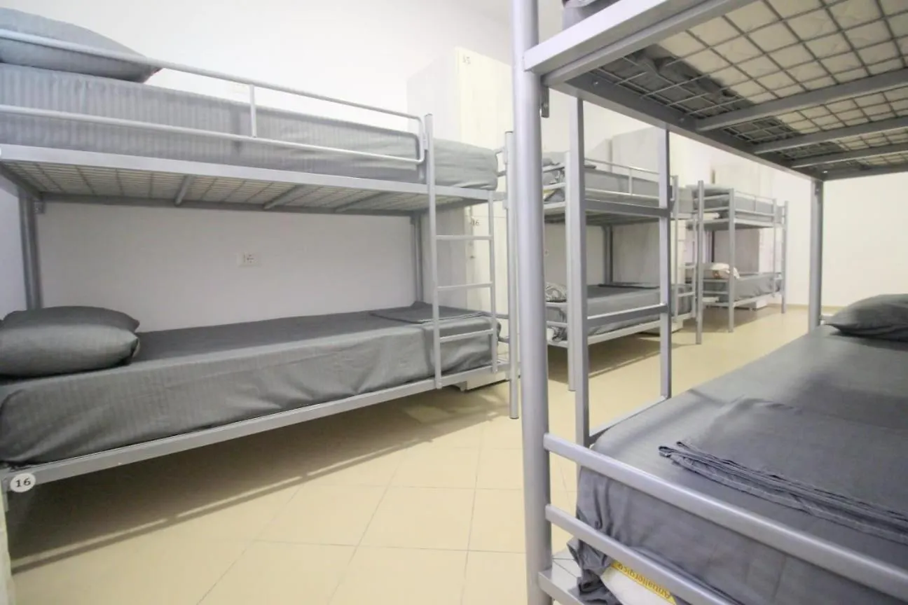 Hostel K13 Sarandë