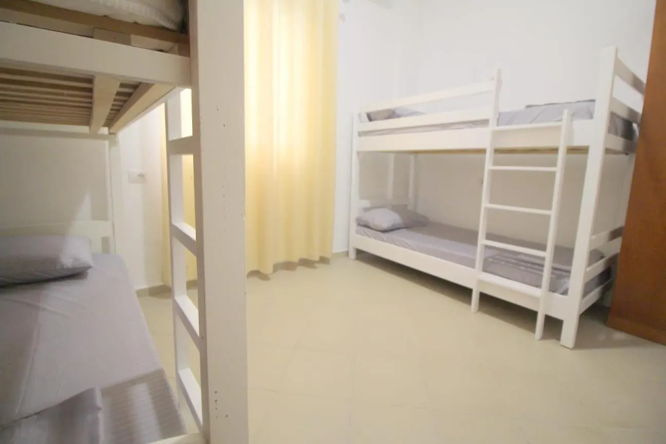 Hostel K13 Sarandë